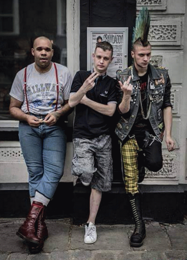 Группа ой. Street Punk группы. The scandals Street Punk группа. Oi Street Punk. Группа Панков.